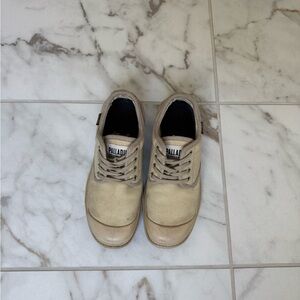 Palladium Women’s Cream Sneakers